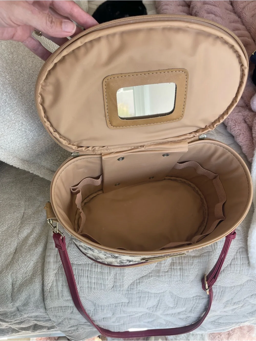 Vintage American Tourister Floral Tapestry Train Case in Beige